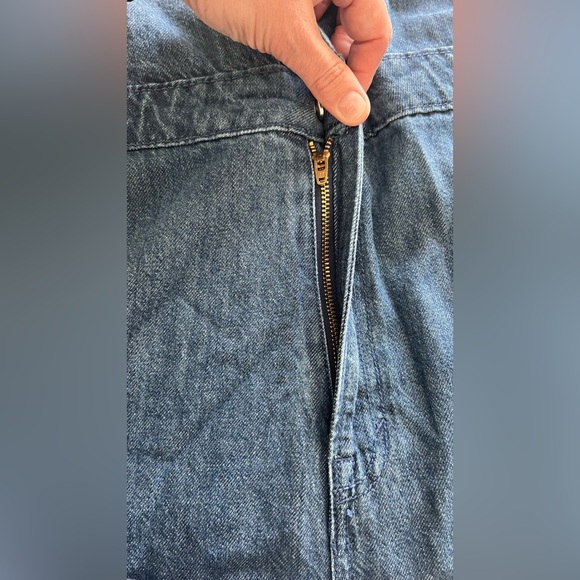 Universal Thread Women's Curved Leg Denim Jumpsuit Overalls. Size 17 - Picture 7 of 10